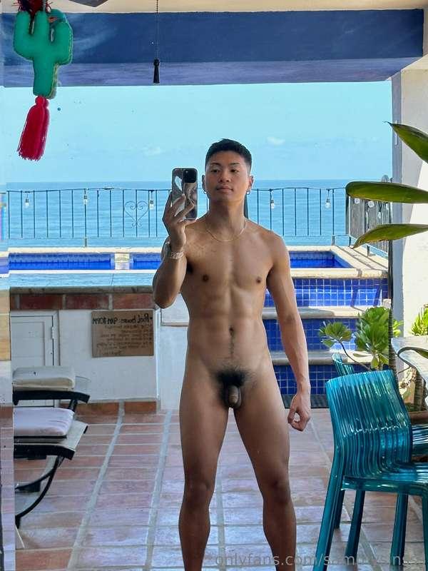 join me in the pool ? No swim suits allowed. 🩵