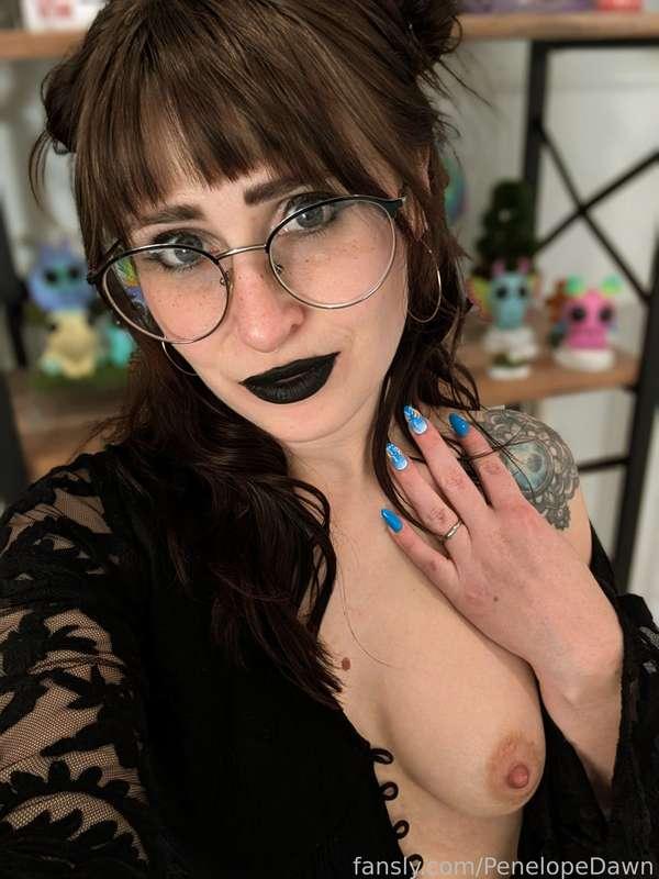 penelopedawn image #4
