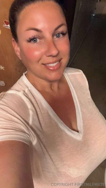 Hi everyone!! Hope you’re having a beautiful day!! xoxo