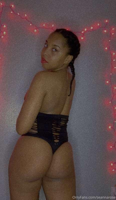 You want me to look you in your eyes while you hitting it fr..