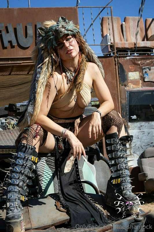 Mmmmmm I love cozy sweater weather. Filled with yummy warm d..