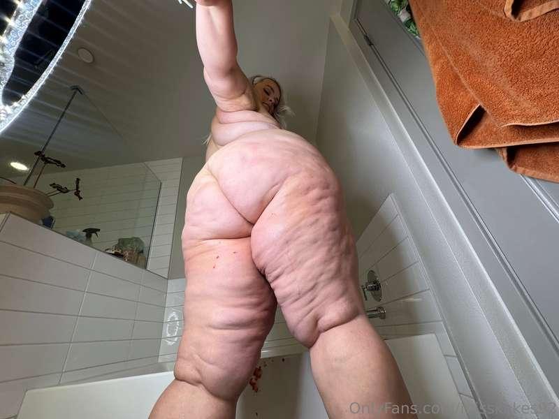 misskakes92 image #3