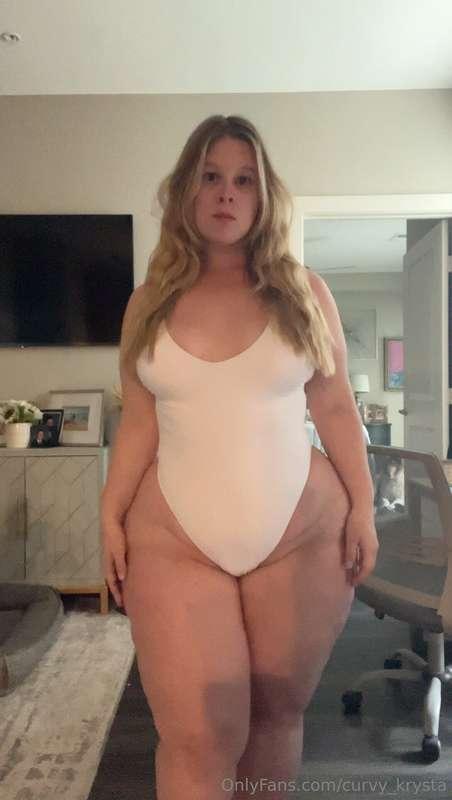 curvy_krysta main image