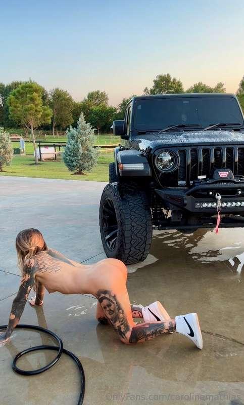 I am 💀 having to wait for these shots to show you guys…….her..