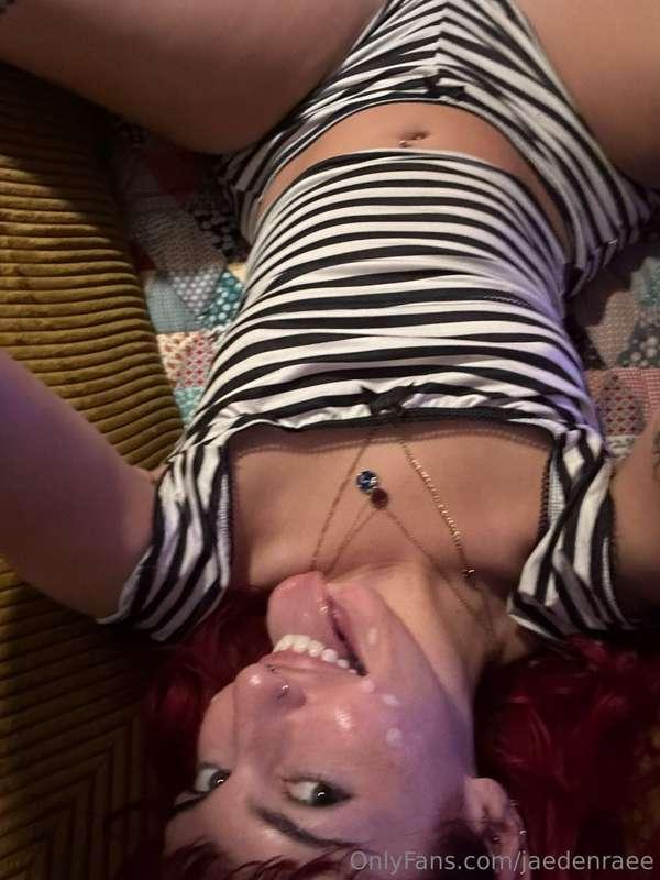 SUPER deal + surprise in your dms! 💋