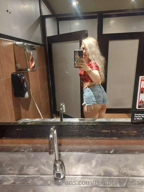 Wish me luck guys I really want this job💖👀