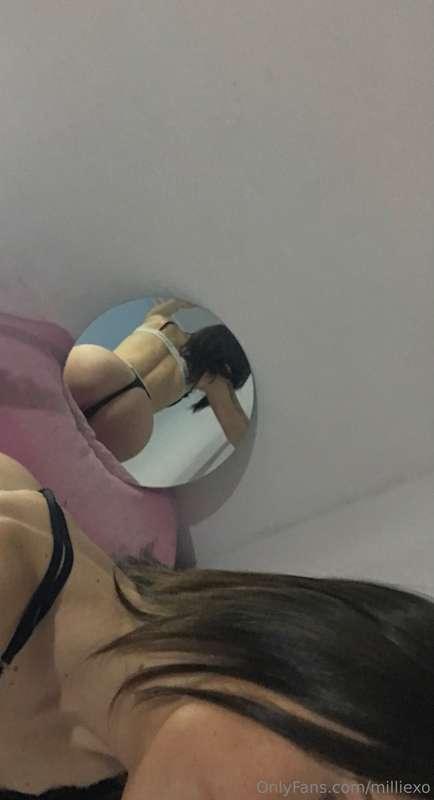 I like to get my buns out