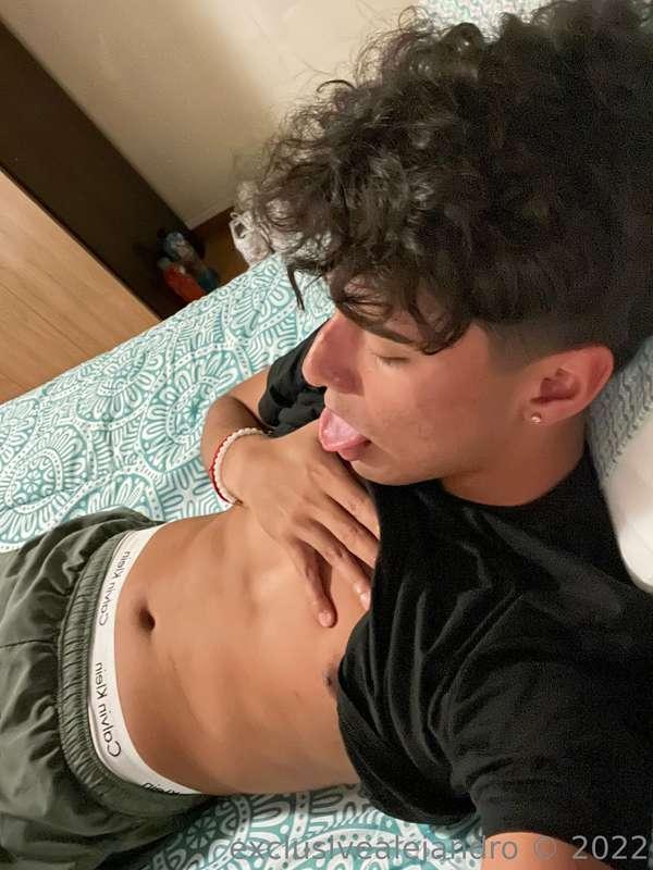 who's coming over to chill?