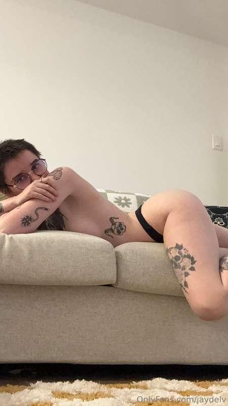 Y’all fuck with couch sex? 