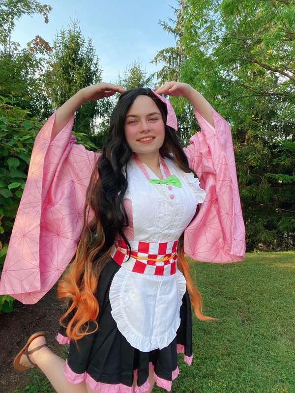 Nezuko maid cosplay