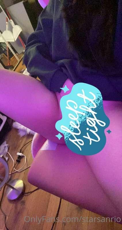 Tip $5 to get the uncensored version in your DM