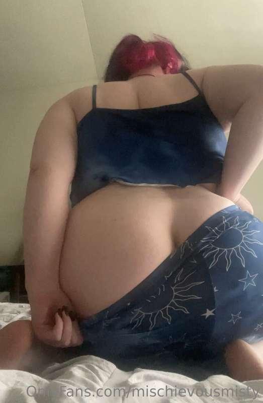 Happy hump day loves 💋