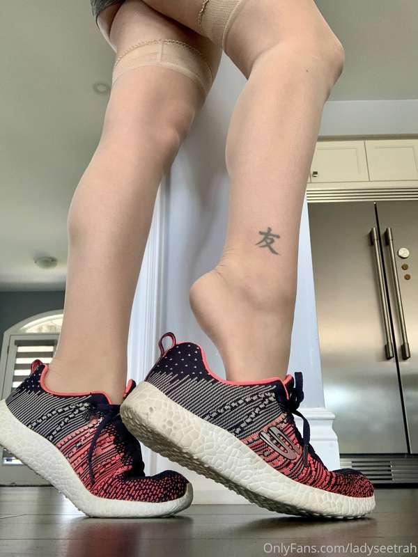 FOOT SLAVES ... Care for a juicy sniff or taste of my sweaty..