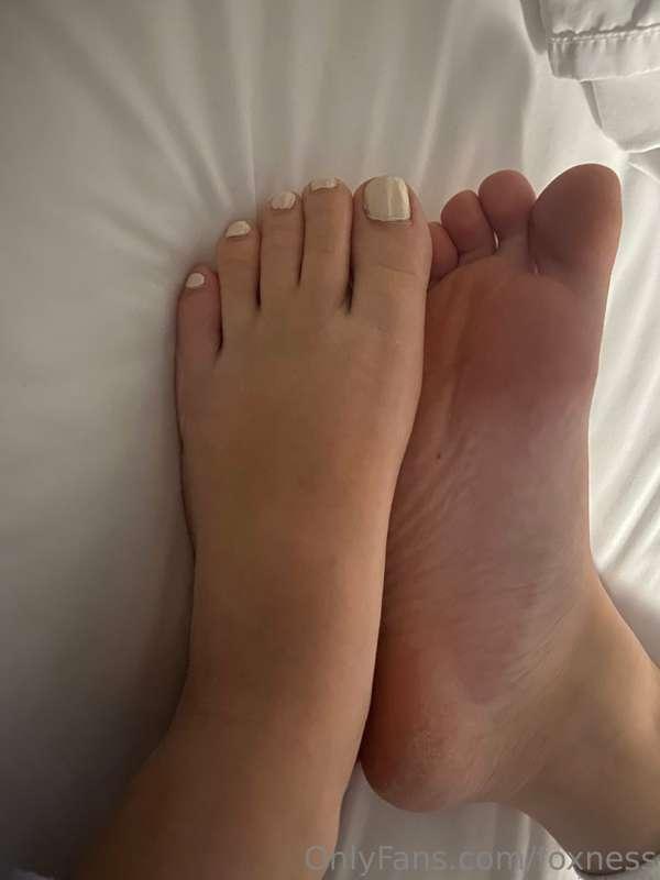 would you kiss the freckle on the bottom of my foot?