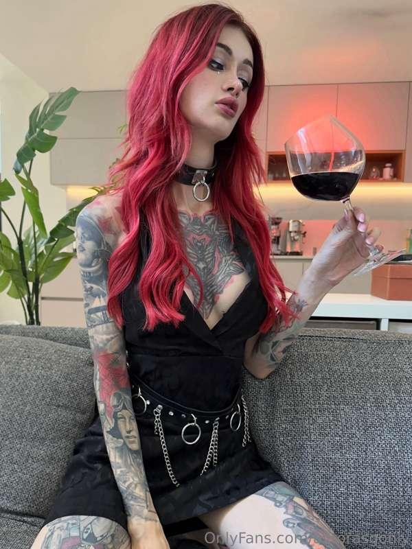 beg for my pretty pussy 😈