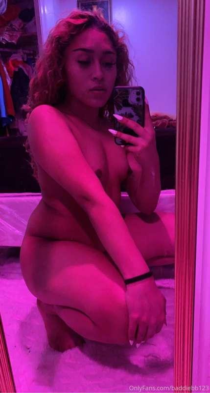 Hey my loves I’ve been a little horny lately