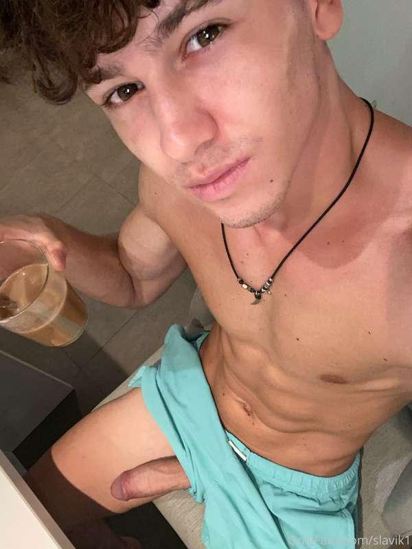 Good morning my loves 😏❤️ What do you prefer today a caffe o..