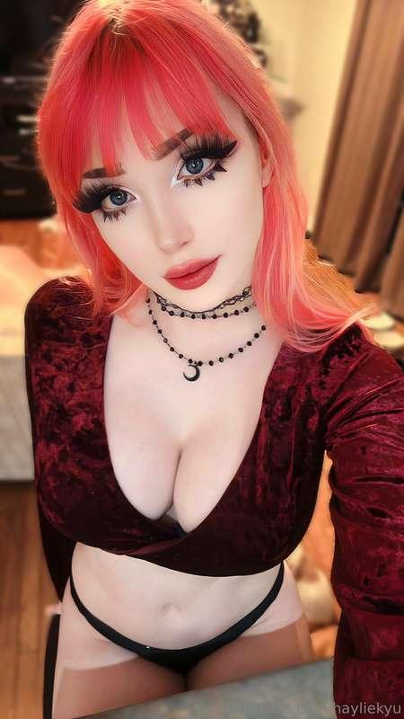 let me be your hex girl? ❤️🧙‍♀️✨