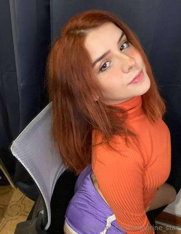 Give your love to my friend, she has no limits🔞🥵@floweremma@..
