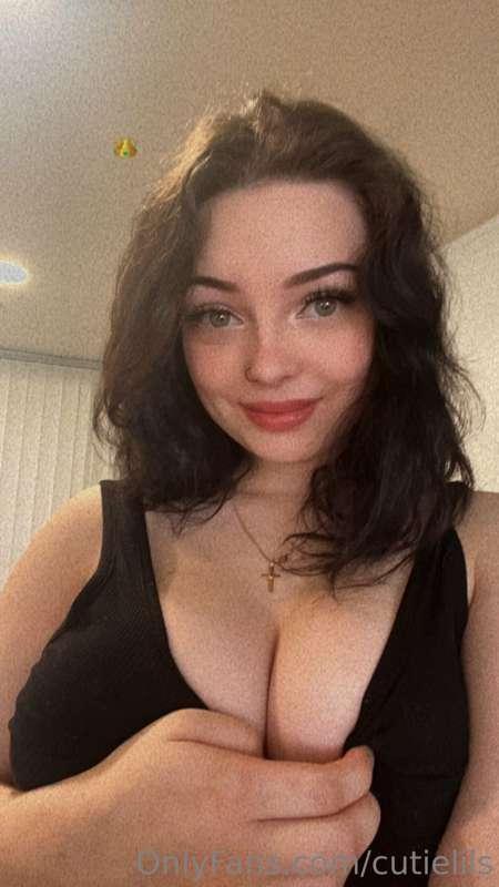 kittylilss image #0