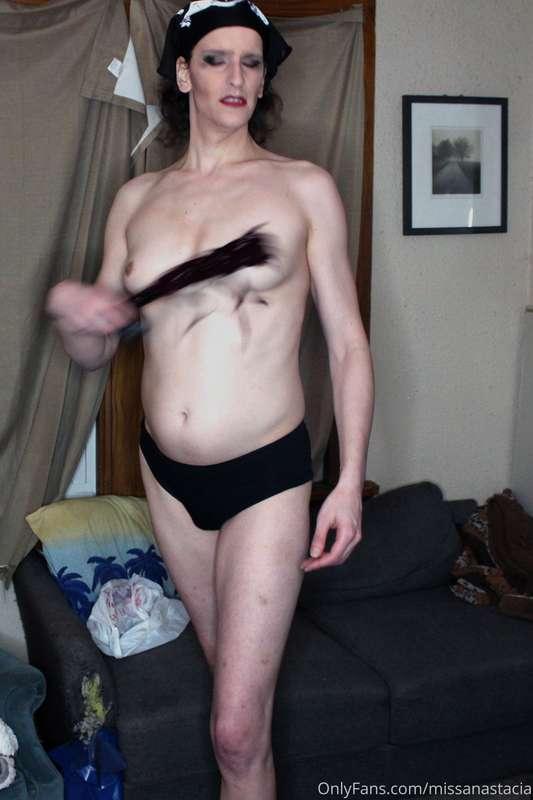 Let Miss Anastacia take care of you 😉