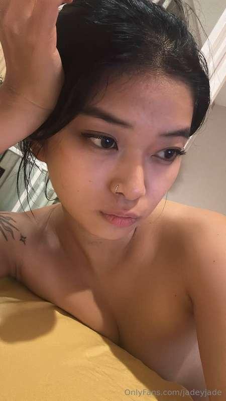 You’re my favorite reason to wake up :3