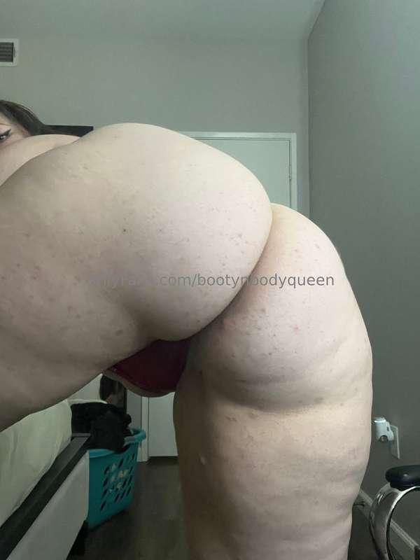 bootynbodyqueen image #2