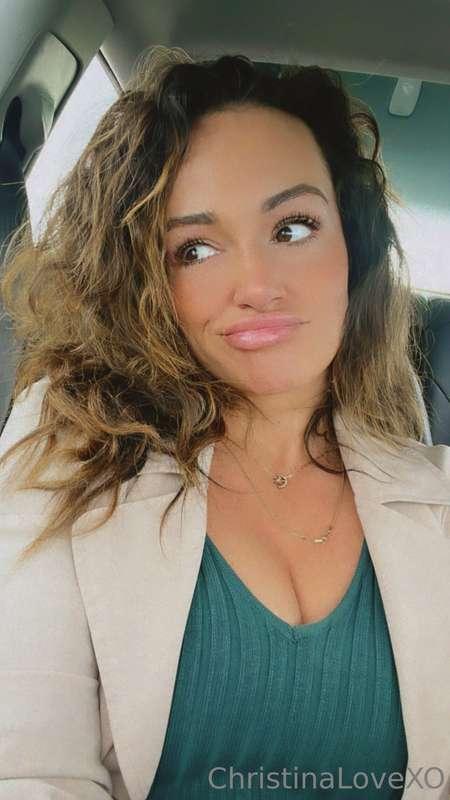 I'm so bored right now. Can you slide to my DM?