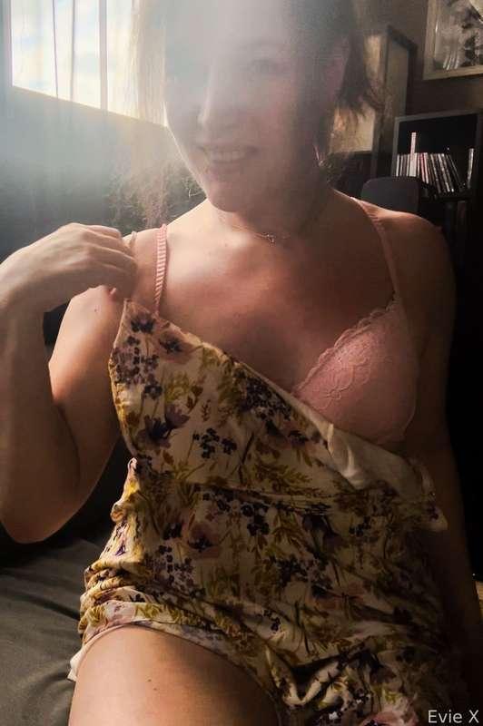 evie_x image #2