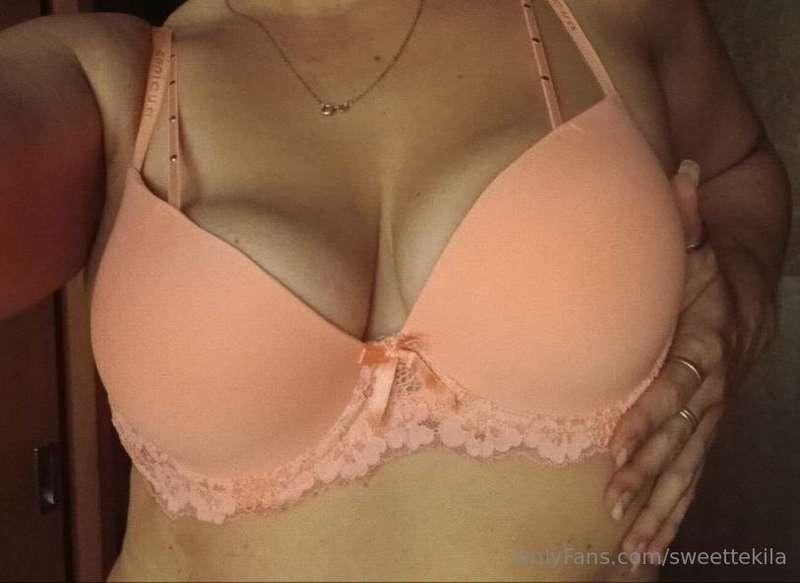 CURVY  LATIN   MOMMY milf 📌Hello baby, I present to you my A..