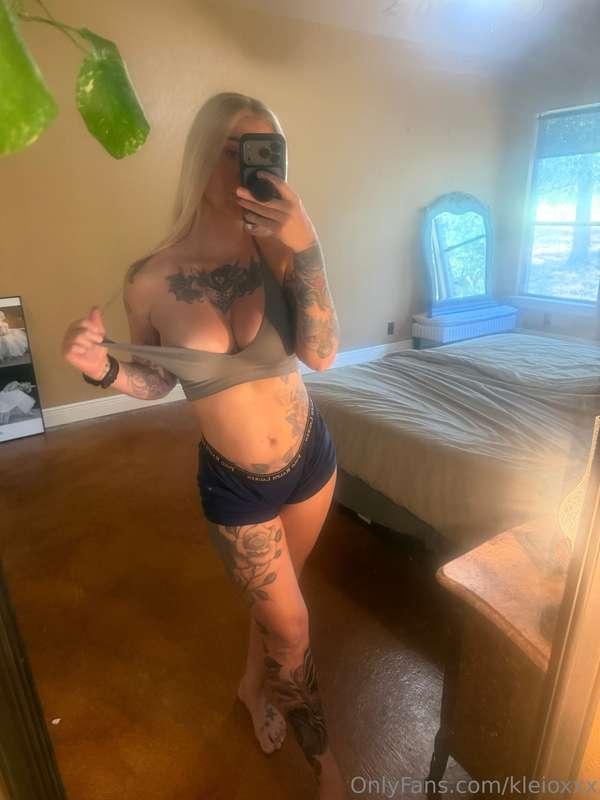 honest, would you want to lift this top or just watch me do ..