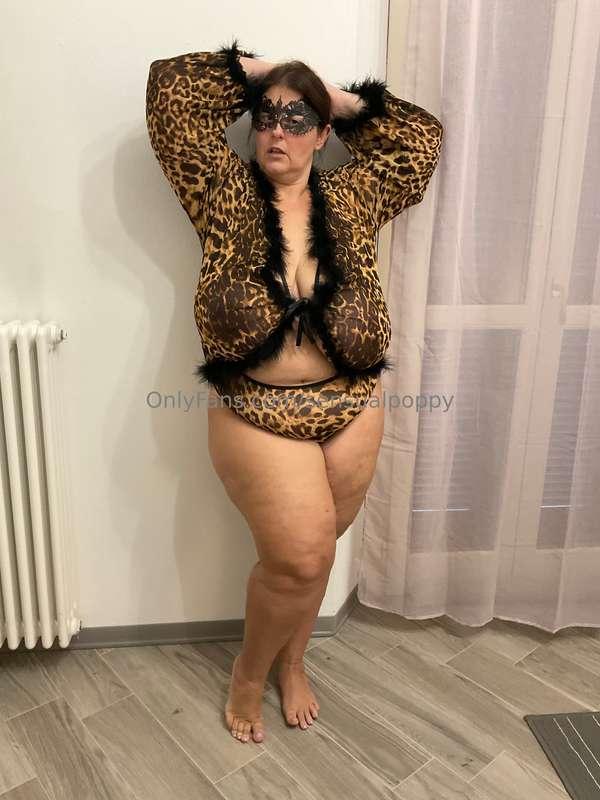 sensualpoppy image #1