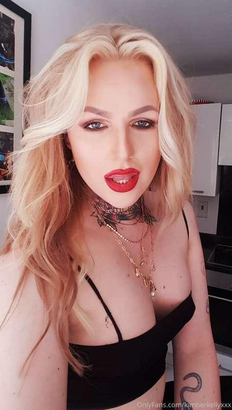 Filming new content 💋