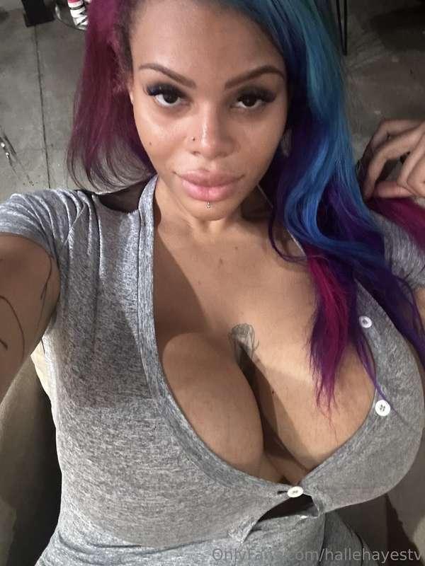 what are u up to later? 💗 let's chat tn