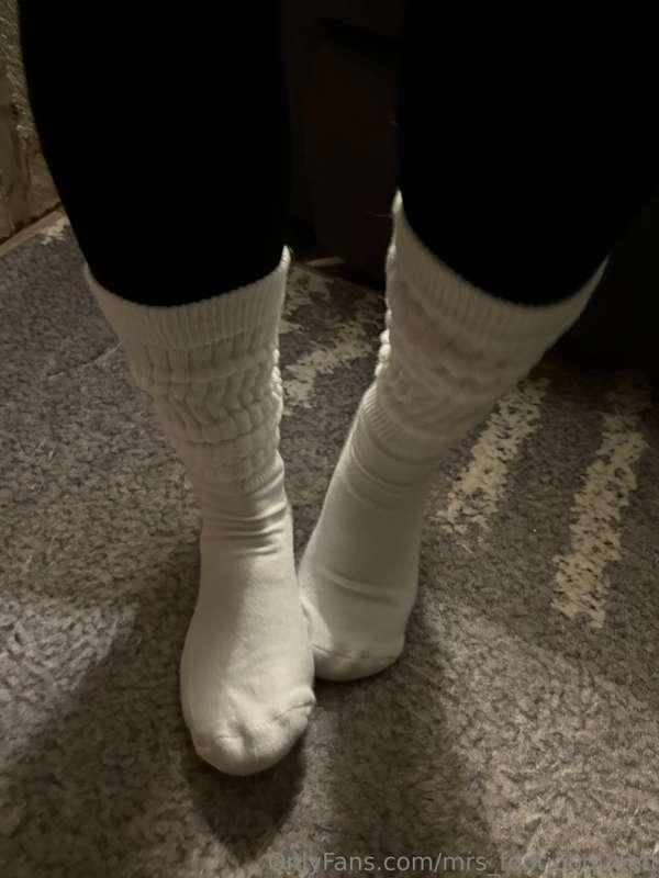 mrs_footjobqueen image #8