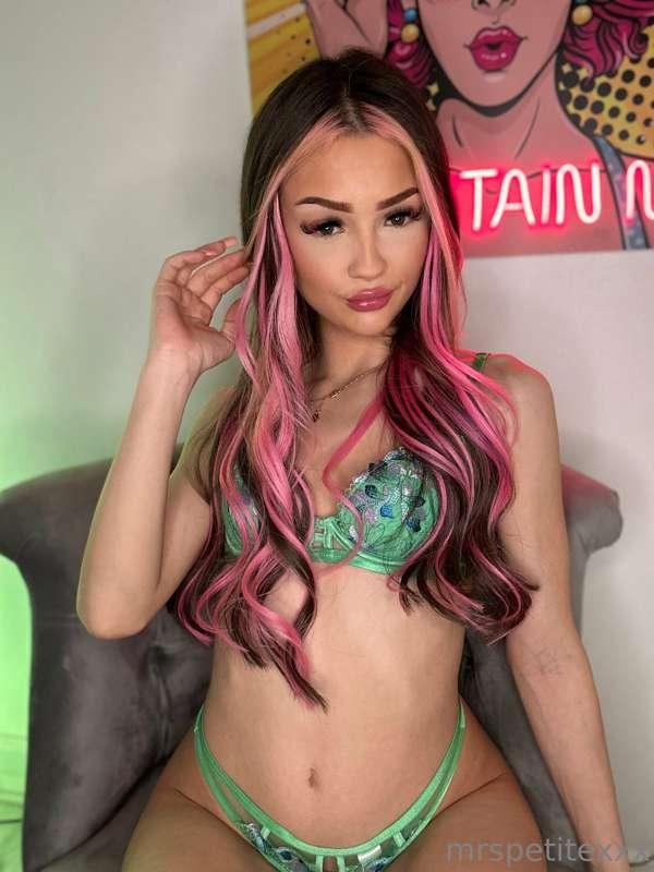 mrspetitexxx image #0