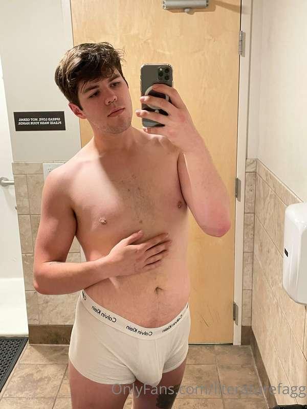 It’s giving himbo 🏋🏻‍♀️🤸🏻‍♀️