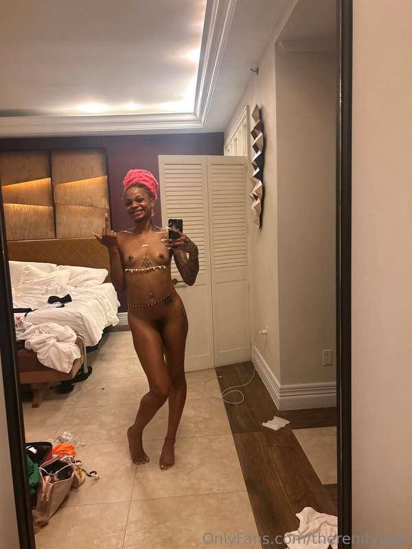 Was feeling sexy in these photos 🫦