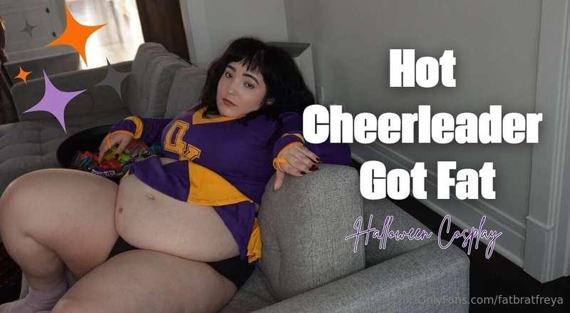 Hot Cheerleader Got Fat * Halloween CosplayIt’s finally the ..