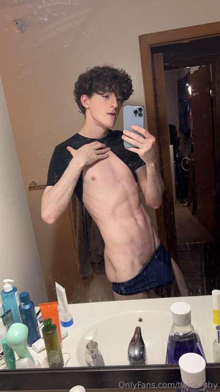 twink_shy image #4