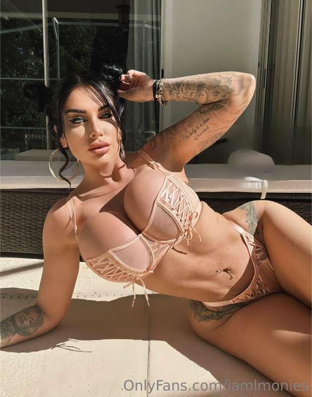 Is there anything u want to cum to that i can make?