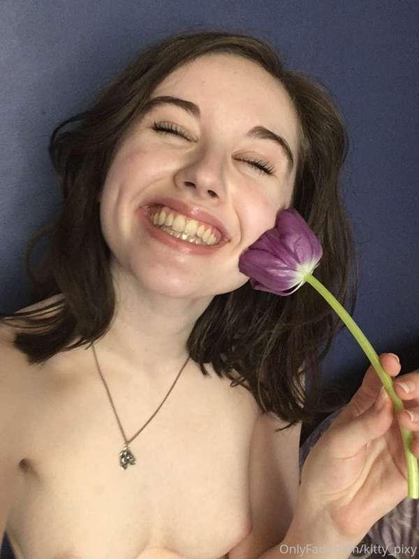 Part 2 of the June shoot! A blend of cute, sexy, and silly. ..