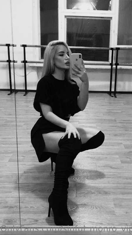 Let's dance together, even if it's just through the screen 🎶