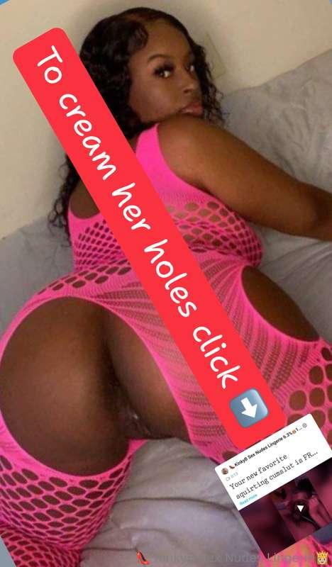 🧴To cream her holes click below 👇https://onlyfans.com/160642..