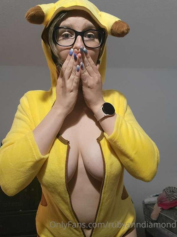 Check out the recent ppv's for the entire collection from th..