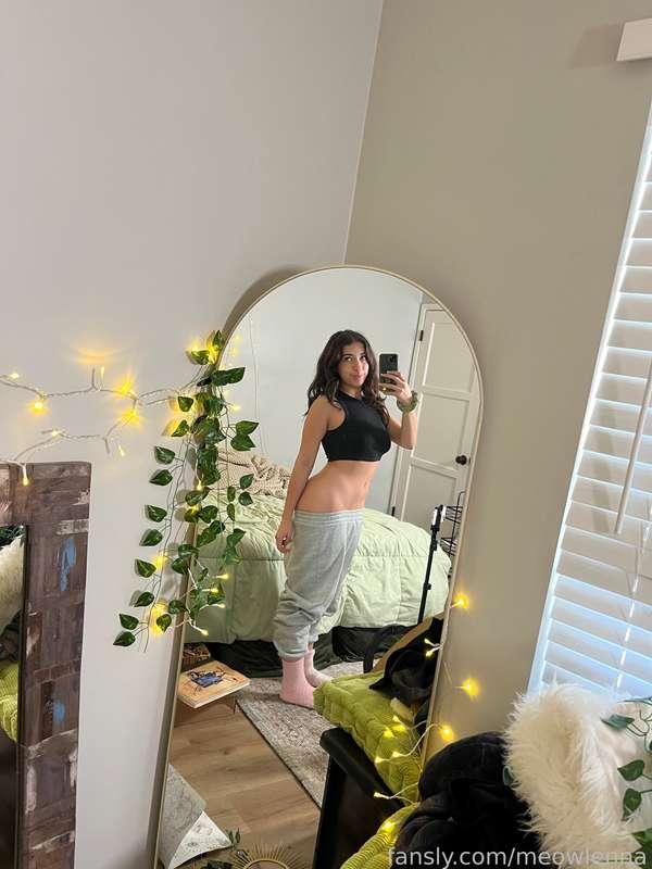 meowlenna image #2