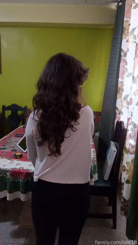 Do you like my hair? It's long so you can pull it 😈🔥

#latina #lole18 #skinny #cutie #girlfriend #slut #ass #booty #smallbooty #tease