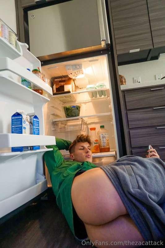anyone want an afternoon snack?