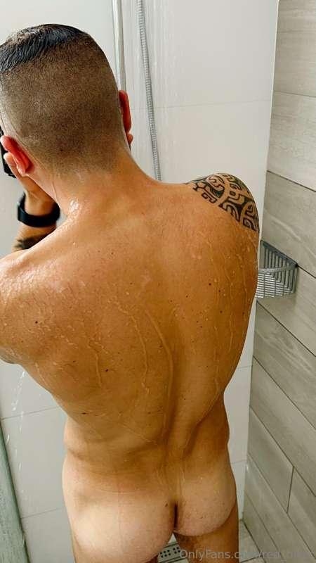 Shower🚿🛀😈