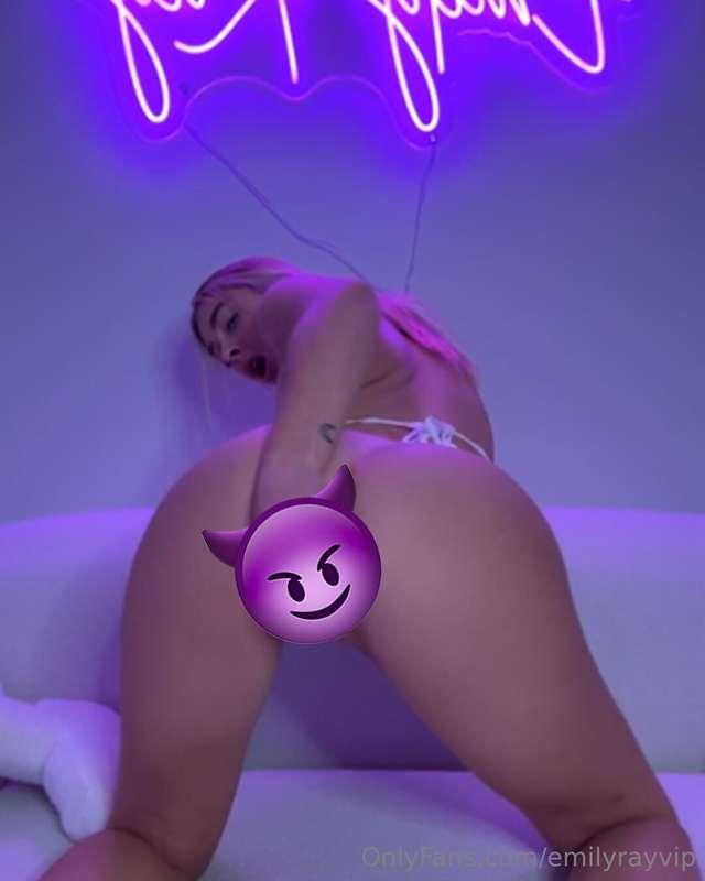PUSSY POUNDED IN BACKSHOTS 🍑 I’m showing you exactly how I w..
